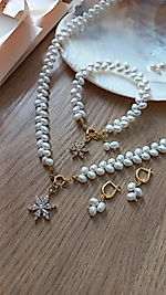 PETAL İNCİ KOLYE