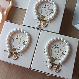 ' Pearly Swan ' İnci Bileklik 